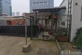 顶楼圈建“空中花园”，居委会：已向城管部门反映图片