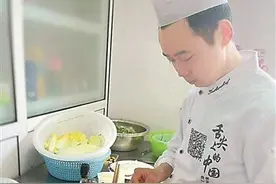 私人厨师：就地过年带来家宴餐饮行业新机遇图片