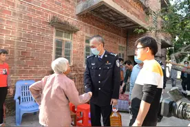 春节将至，化州公安局长林海森忙率队走基层……图片