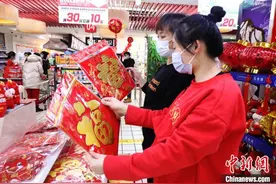 通讯：中国边城满洲里“洋气不减”：中俄元素叠加勾勒新年味图片