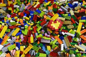 乐高用积木块录制白色噪音专辑图片