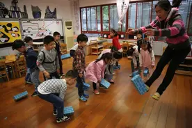 课堂是最美的地方，多图精彩瞬间，让你庆幸“正青春”，让你感叹“爷青回”图片