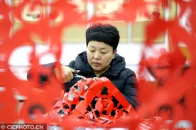 剪纸迎新春图片