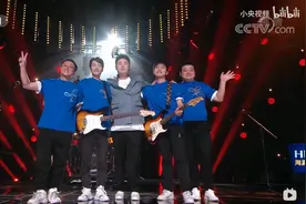 临时乐队、无名乐手：一群外卖骑手的音乐梦图片