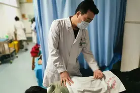 济宁市中医院刘培俊：指间露真情，用真诚服务患者图片