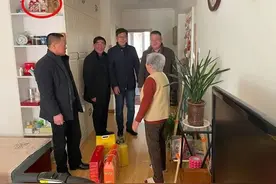 不是贫困户，也不是低保对象图片