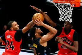 密接后先替补再中途离场，杜兰特炮轰NBA：粉丝不是傻子图片