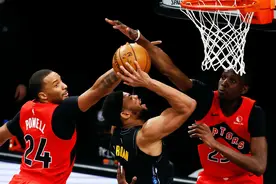 密接后先替补再中途离场，杜兰特炮轰NBA：粉丝不是傻子图片