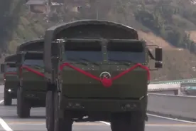 新型多功能运输车列装云南边防视频封面