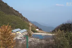 绿水青山间的“冰雪奇缘”视频封面