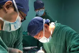 50岁浙江男子突然腹痛难耐，这种病很罕见，误诊率高达95%图片