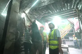 18号线一期北段车站主体结构全部封顶，江浦路站建设未对8号线运营产生任何影响图片