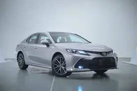 升级后更香！新款第八代凯美瑞将于2月25日上市图片