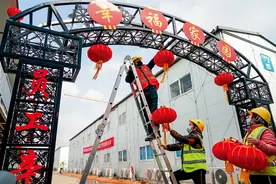 瞭望 | 为父奔丧遭辞退，情理之外岂能意料之中图片