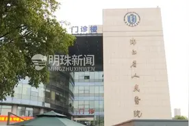 小伙上手术台，麻药加了3倍，最后关灯才睡着！医生惊呆了……图片