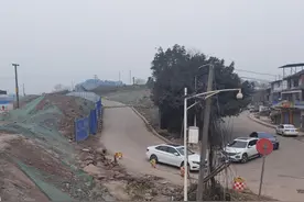 云求助｜四川内江一便民道交通事故多发 主管部门回应：增设减速带消除盲区 春节后将封闭图片