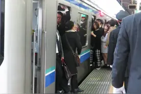 特稿｜“逃离”东京：疫情下的折叠与变奏图片