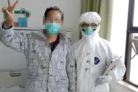 这顿团圆饭等了5年，他却说：爸爸在，吃什么都行图片