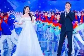 韩雪给封面新闻网友拜年图片