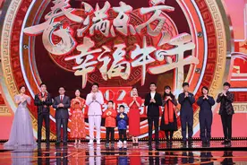 东方春晚卫视收视第一！宋小宝秦岚小品、《武林外传》剧组重聚创收视高点图片