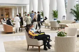 在战火中开业，在荣耀中重启，这家“不一样的医院”牛在哪？图片