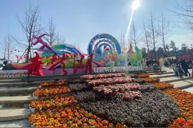 “公园里过年”今年有多火？探访青龙湖湿地公园：智慧绿道带来新玩法图片