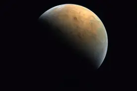 阿联酋"希望号"探测器成功拍到并发回第一张火星照片图片
