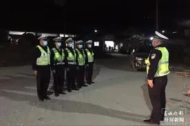 保山一小伙牌局上输酒后心存不忿报警，不料却把“队友”告了进去图片