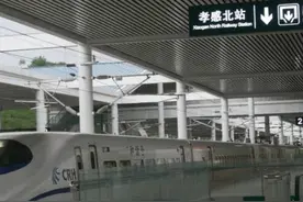 孝感北站距离市区近90公里网友建议改名，当地回应图片