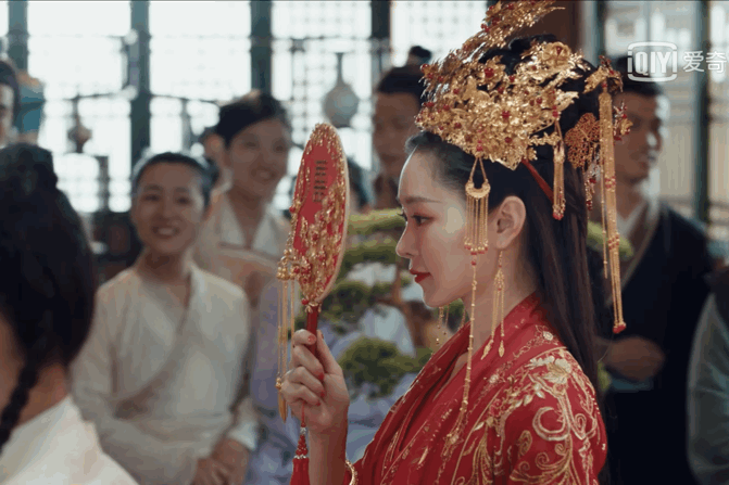 涓轰簡鍙樼編锛屽ス鏈厤涔熷お鐙犱簡鈥︹€? onerror=