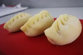 DIY一人食｜破五了，来碗圆滚滚的饺子祝自己圆圆满满图片