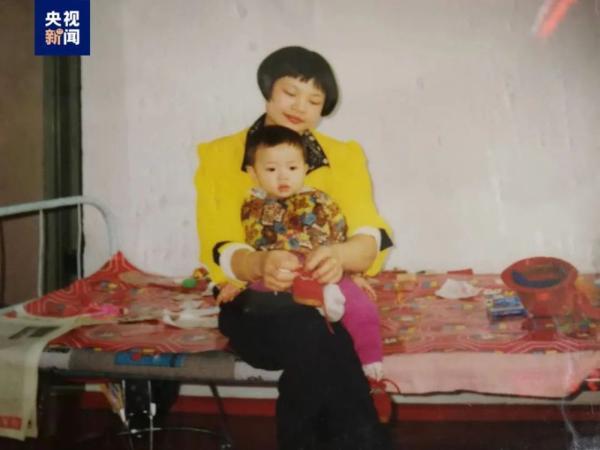 “妈妈24岁时，我认识了她”你好，我的“李焕英”