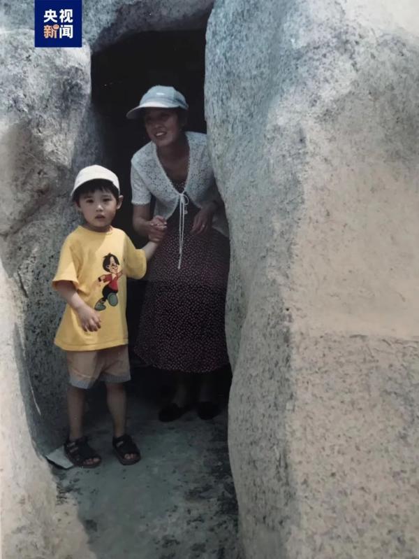 “妈妈24岁时，我认识了她”你好，我的“李焕英”