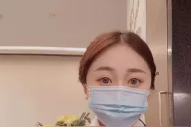 6个小护士一起上海就地过年，各显神通做了20多道不同家乡菜图片