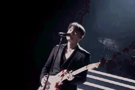 追星恋爱两不误！杨丞琳看Lisa跳舞还自称把李荣浩的表演看了10遍图片