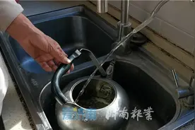 在家直饮泉水啥感觉？爱济南记者入户体验：喝起来有点甜图片