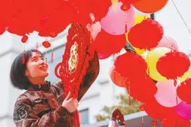 除夕夜，将军替我来站岗图片
