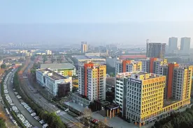 武汉全力打造“五个中心”力争到2025年GDP达2.4万亿图片