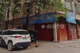 租户年后返柳进楼闻到异味，房东推门看到床上男子，瞬间吓坏图片