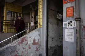 推开上海市中心这个地下室的门，竟藏着小红书里的“潮流秘境”……图片