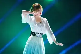 《姐姐2》迎来三位踢馆姐姐：她美艳不输同窗章子怡，姜文陈逸飞曾因她“反目”图片