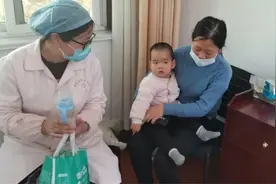 10月大男婴被弃路边！身体无残疾和重大疾病！德州齐河民警紧急寻亲图片