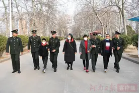 “你为国尽忠 我替你尽孝”图片