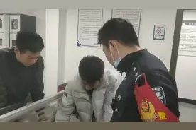 “赌神”栽了！三小时狂胜13万元，原来是隐形耳机、微型摄像头出“老千”……图片