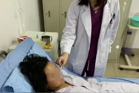 女子除夕放烟花眼球被炸裂、头发烧掉一半、多处骨折图片