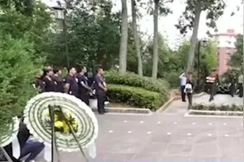 00后戍边烈士陈祥榕安葬现场画面公开，家人：为他骄傲视频封面