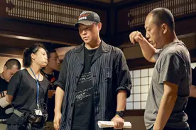 陈思诚映后接受采访 谈《唐人街探案3》热议话题很实诚视频封面