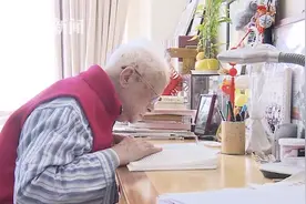 给总书记写信的这位老人，他还有个孙子叫施一公图片
