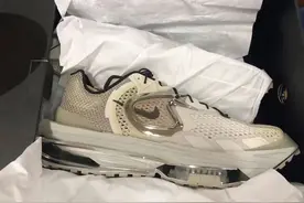 从Nike、Salomon到LV等，这一年中的「最佳鞋型」是？图片