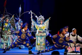 “非遗”闽剧经典剧目展演闹元宵图片